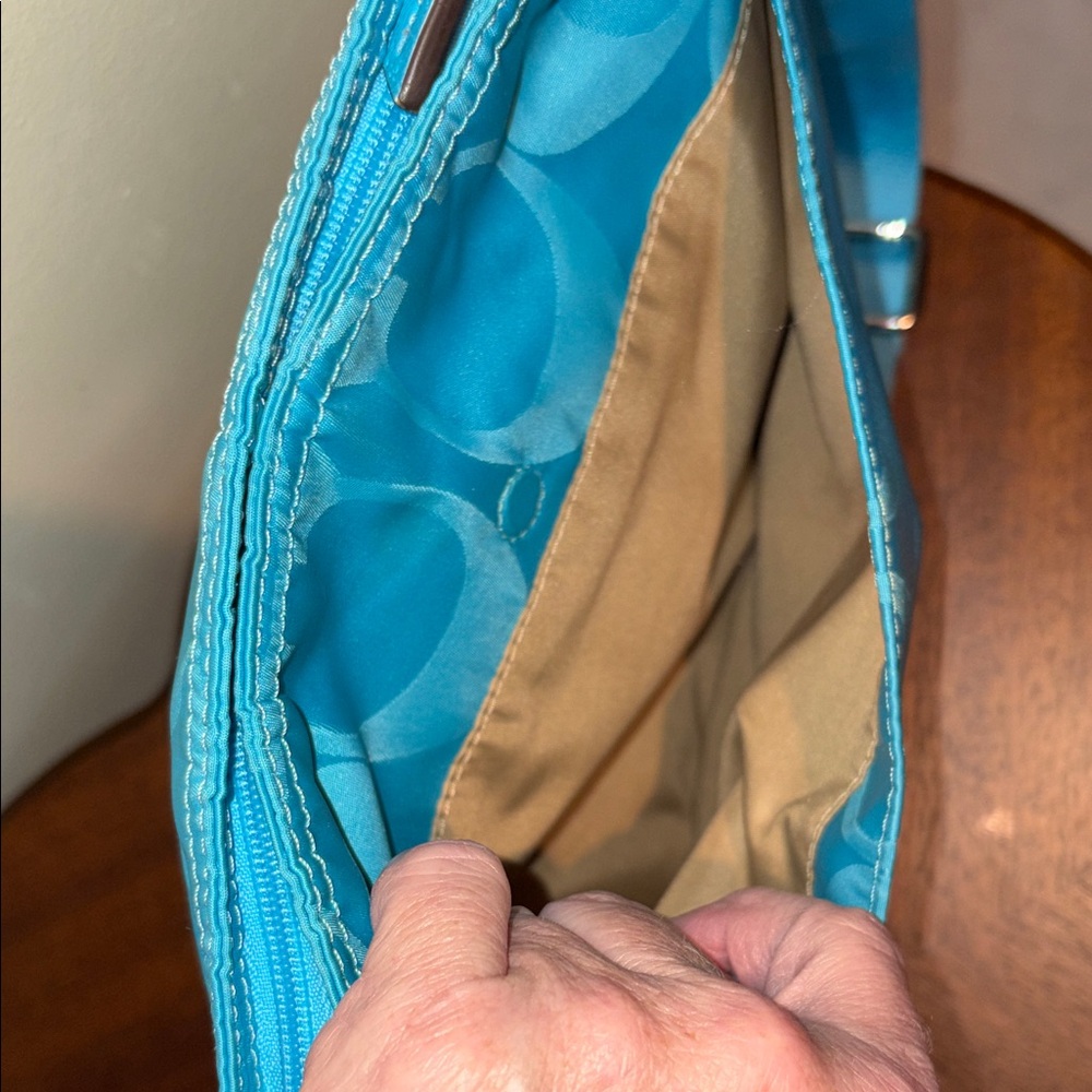 Coach Getaway signature monogram jacquard aqua blue Crossbody/shoulder bag - Picture 7 of 15